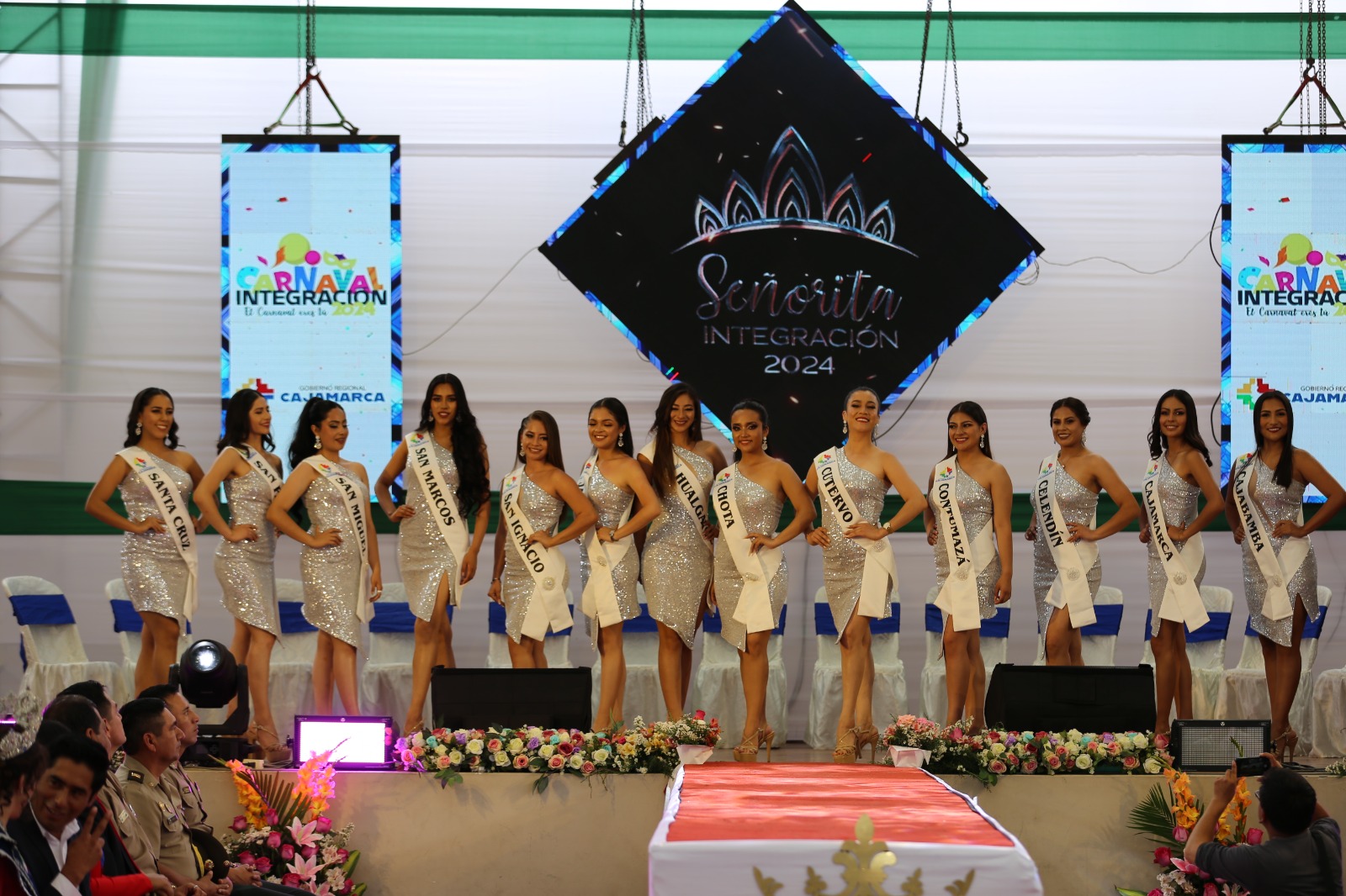 Señorita Integración un motivo para la confraternidad de las trece 